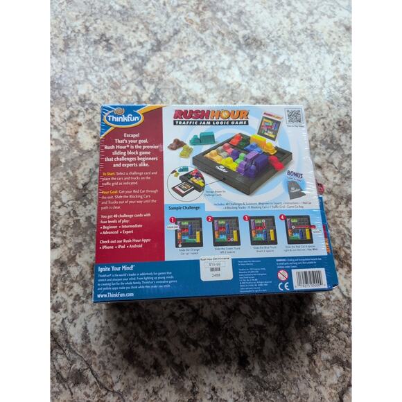 Rush Hour Traffic Jam Board Game Logic Puzzle Deluxe Edition Thinkfun NEW - Picture 3 of 4